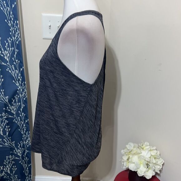 Lululemon Essential Tank Top Heathered Black Gray Athletic Athleisure Yoga sz 4 - Picture 2 of 5